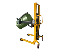 Drum lifter
